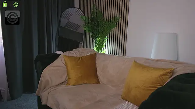 Ema Reese online show from 25, 3, 2026