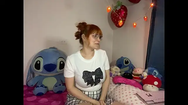 Snapshot of Nerdycopper chatting on 4, 4, 2026 Nerdycopper online show from 4, 4, 2026