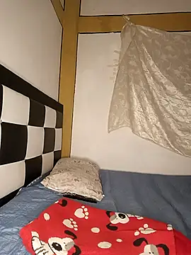 Snapshot of torolatino786 chatting on 28, 3, 2026 torolatino786 online show from 28, 3, 2026