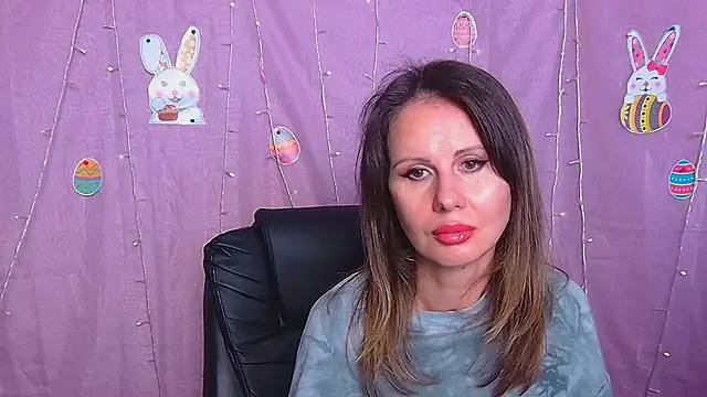 ElsaFrey online show from 2, 4, 2026