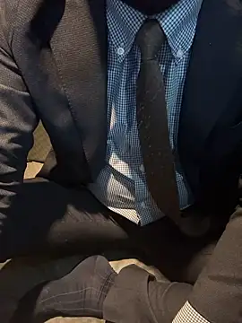 Snapshot of RYUICHI_1919 chatting on 6, 4, 2026 RYUICHI 1919 online show from 6, 4, 2026