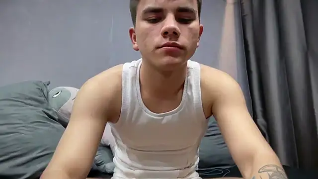 MaxWoolf online show from 3, 4, 2026