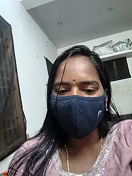 Snapshot of Tamil_Sangeetha chatting on 4, 4, 2026 Tamil Sangeetha online show from 4, 4, 2026