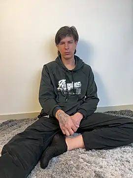 Snapshot of Omeo_Ryan chatting on 31, 3, 2026 Omeo Ryan online show from 31, 3, 2026