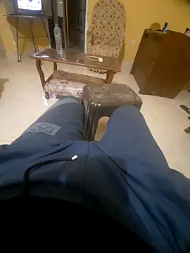 Snapshot of beebuzz0 chatting on 31, 3, 2026 beebuzz0 online show from 31, 3, 2026