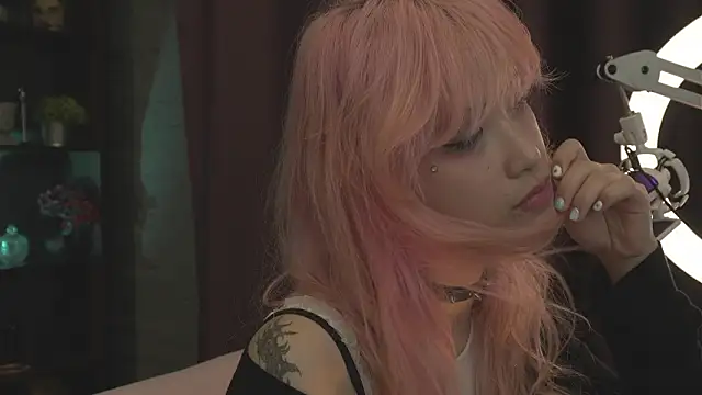 MikuMikiLeak online show from 1, 4, 2026