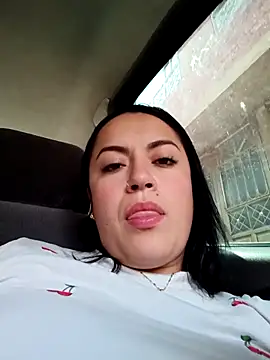 Snapshot of Lesli_26 chatting on 4, 4, 2026 Lesli 26 online show from 4, 4, 2026