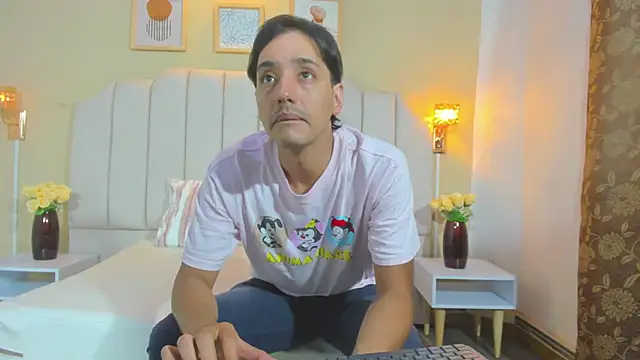 Snapshot of justinschneider chatting on 4, 4, 2026 justinschneider online show from 4, 4, 2026