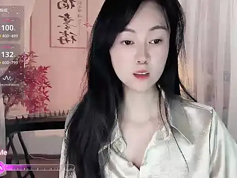 Snapshot of noomi-1111 chatting on 7, 4, 2026 noomi-1111 online show from 7, 4, 2026