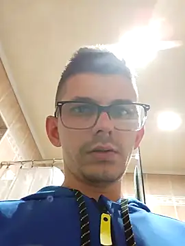 Snapshot of ENzFa chatting on 4, 4, 2026 ENzFa online show from 4, 4, 2026