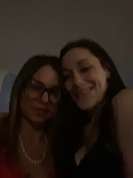 Snapshot of Cass_wild chatting on 4, 4, 2026 Cass wild online show from 4, 4, 2026