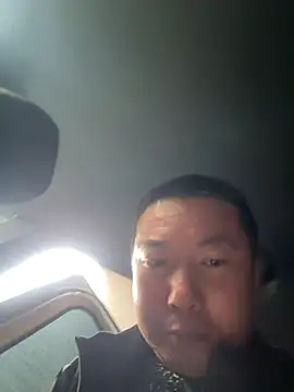 Snapshot of DONGBEIDIYIYINWA chatting on 5, 4, 2026 DONGBEIDIYIYINWA online show from 5, 4, 2026