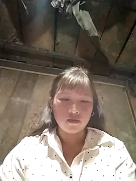 Snapshot of Yo-must chatting on 4, 4, 2026 Yo-must online show from 4, 4, 2026