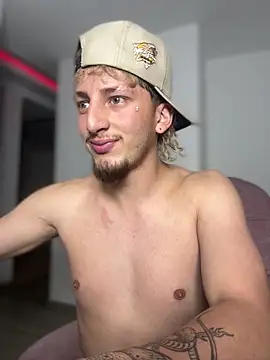 Snapshot of ZarcooX chatting on 6, 4, 2026 ZarcooX online show from 6, 4, 2026