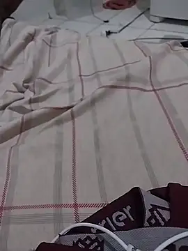 Snapshot of HighlandPiece92 chatting on 6, 4, 2026 HighlandPiece92 online show from 6, 4, 2026