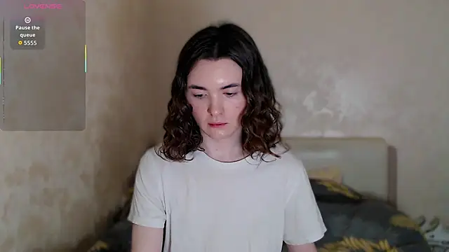 Snapshot of peach_mirage chatting on 7, 4, 2026 peach mirage online show from 7, 4, 2026