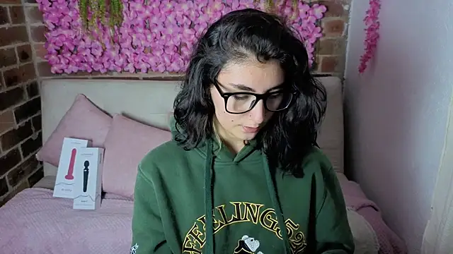 Snapshot of darknesscosplayer56 chatting on 7, 4, 2026 darknesscosplayer56 online show from 7, 4, 2026