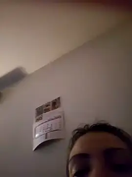 Kkvggzuu78 online show from 17, 4, 2026