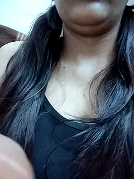 Kajal-hott online show from 9, 4, 2026