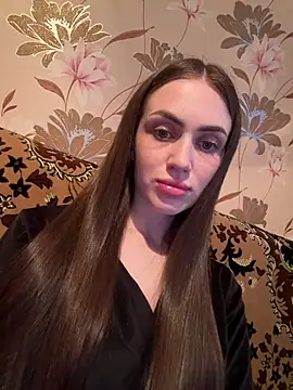 AlinaLove3213 online show from 12, 4, 2026