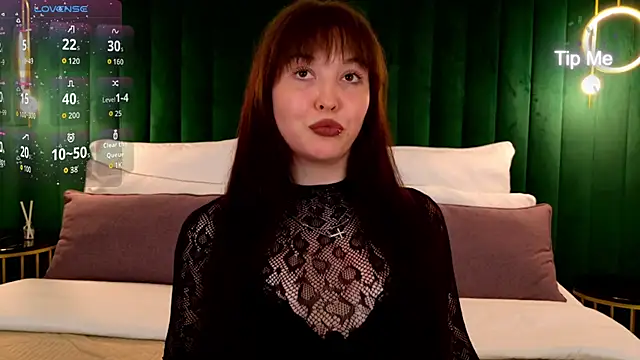 Snapshot of YunaStorm chatting on 8, 4, 2026 YunaStorm online show from 8, 4, 2026