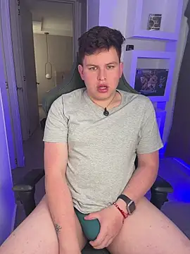 Snapshot of Thiago___ chatting on 11, 4, 2026 Thiago online show from 11, 4, 2026