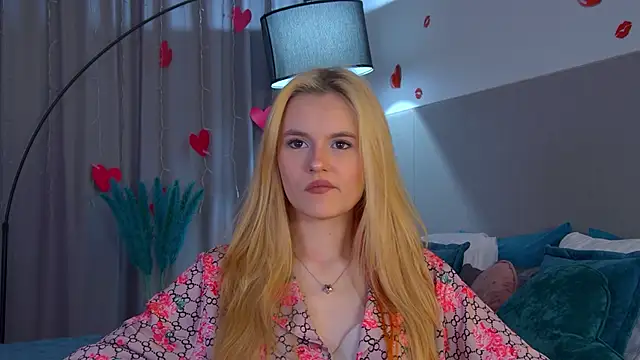 LeaLamour online show from 10, 4, 2026