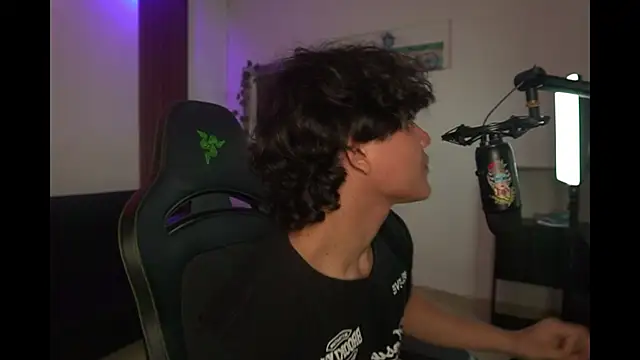 Snapshot of dante_muscle chatting on 13, 4, 2026 dante muscle online show from 13, 4, 2026