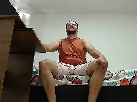 Masterboy00 online show from 11, 4, 2026