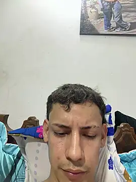 Snapshot of SsebasSN17 chatting on 11, 4, 2026 SsebasSN17 online show from 11, 4, 2026