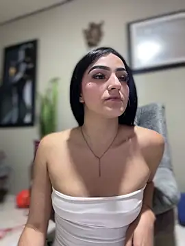 Im valeriaa online show from 11, 4, 2026