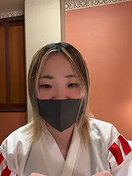 Snapshot of MITUKI0707 chatting on 11, 4, 2026 MITUKI0707 online show from 11, 4, 2026