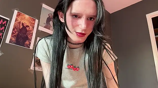 Snapshot of Niky_Long chatting on 13, 4, 2026 Niky Long online show from 13, 4, 2026