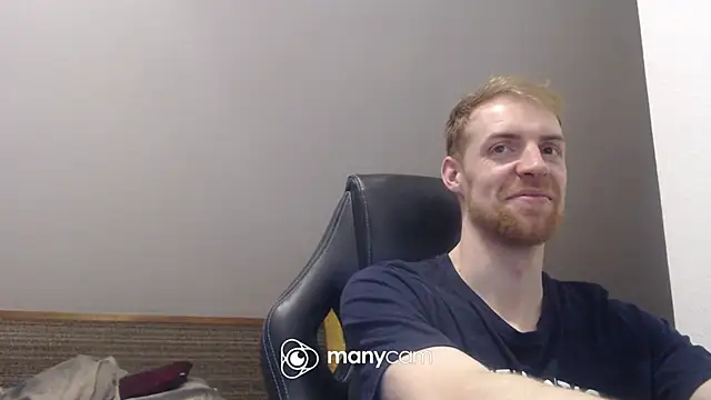 Snapshot of Milkyman7 chatting on 12, 11, 2025 Milkyman7 online show from 12, 11, 2025