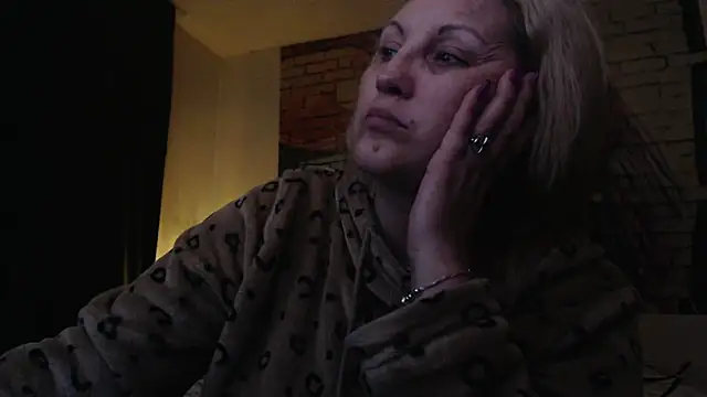 Divineblond online show from 22, 3, 2025