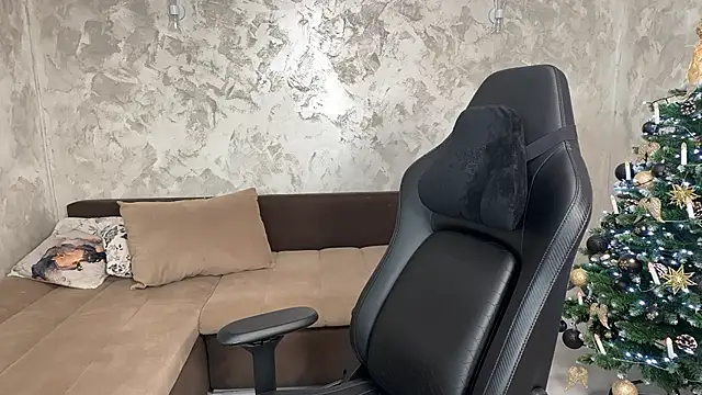 SophiePale online show from 19, 12, 2025