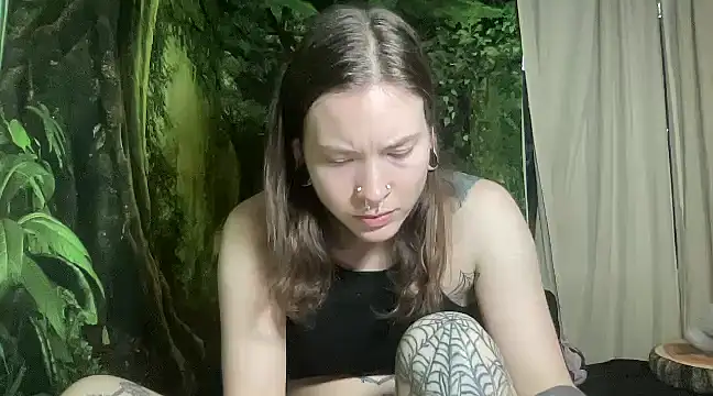 mo0ngoddess online show from 2, 1, 2025