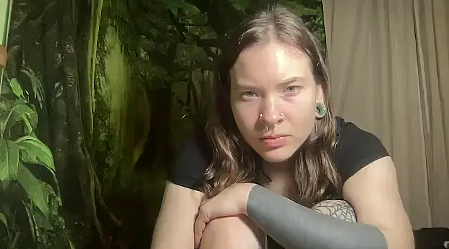 mo0ngoddess online show from 11, 1, 2025