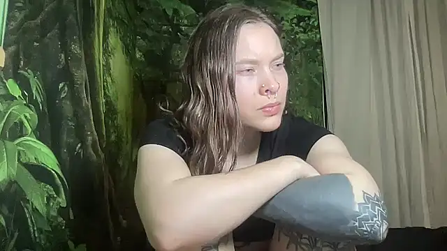 mo0ngoddess online show from 14, 1, 2025