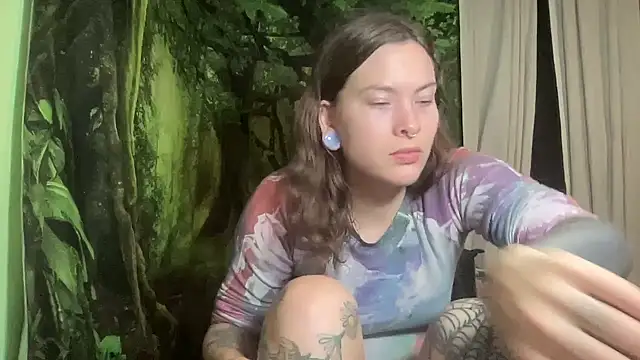 mo0ngoddess online show from 22, 11, 2025