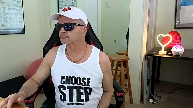 hotdadbod online show from 3, 3, 2025