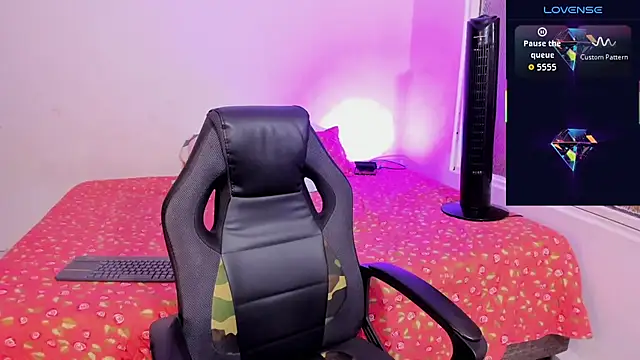 alison daniels  online show from 14, 9, 2025