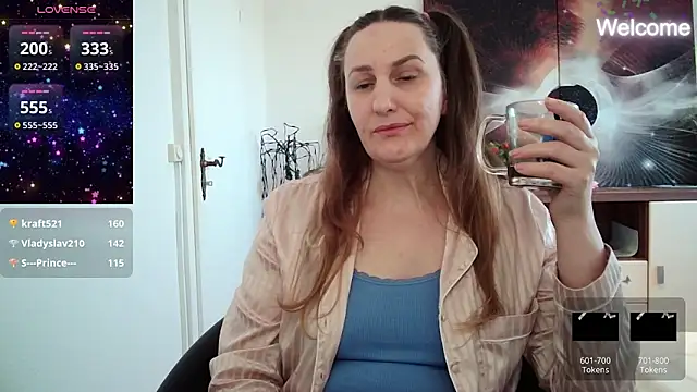 Snapshot of Yevgeshka-Milashka chatting on 16, 2, 2025 Yevgeshka-Milashka online show from 16, 2, 2025