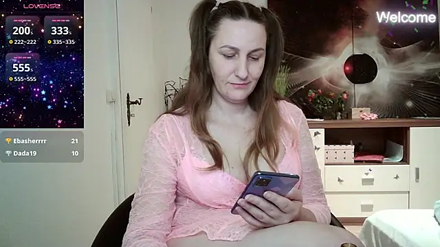 Snapshot of Yevgeshka-Milashka chatting on 16, 2, 2025 Yevgeshka-Milashka online show from 16, 2, 2025