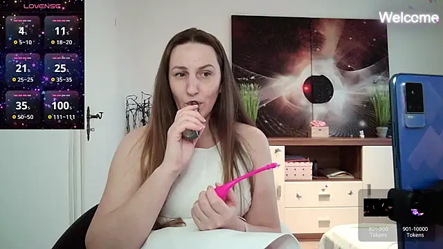 Snapshot of Yevgeshka-Milashka chatting on 17, 2, 2025 Yevgeshka-Milashka online show from 17, 2, 2025