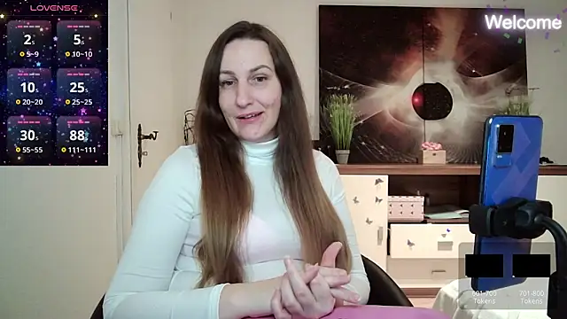 Snapshot of Yevgeshka-Milashka chatting on 19, 2, 2025 Yevgeshka-Milashka online show from 19, 2, 2025