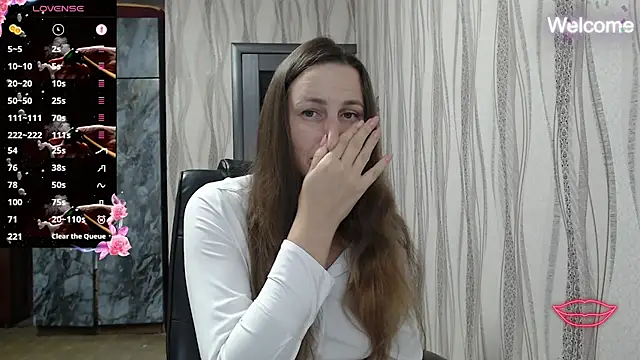 Snapshot of Yevgeshka-Milashka chatting on 9, 9, 2025 Yevgeshka-Milashka online show from 9, 9, 2025