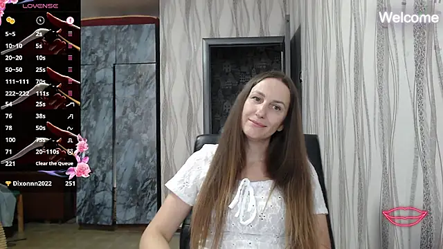 Snapshot of Yevgeshka-Milashka chatting on 13, 9, 2025 Yevgeshka-Milashka online show from 13, 9, 2025