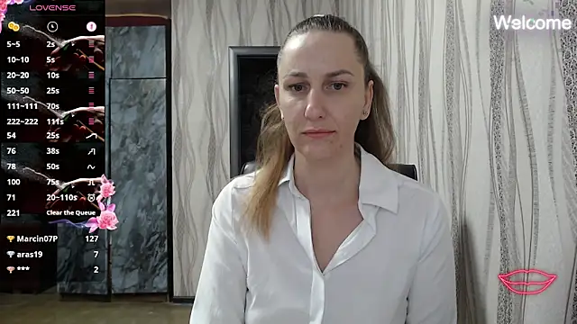 Snapshot of Yevgeshka-Milashka chatting on 16, 9, 2025 Yevgeshka-Milashka online show from 16, 9, 2025