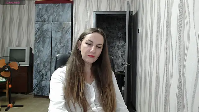 Snapshot of Yevgeshka-Milashka chatting on 25, 9, 2025 Yevgeshka-Milashka online show from 25, 9, 2025